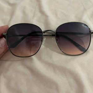 QUAY LOW KEY OMBRÉ SUNGLASSES
